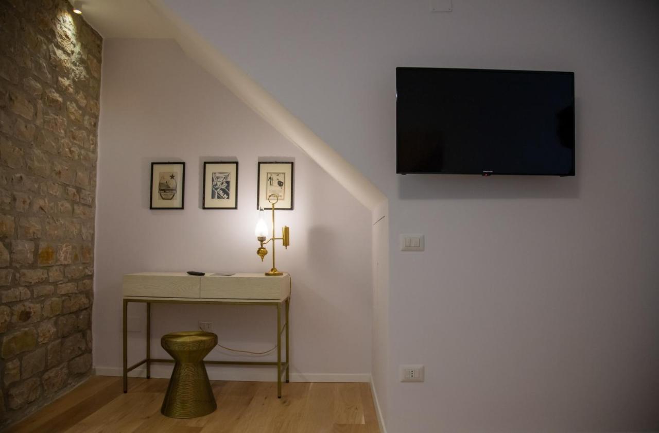 La Piazzetta Suite Potenza Bagian luar foto